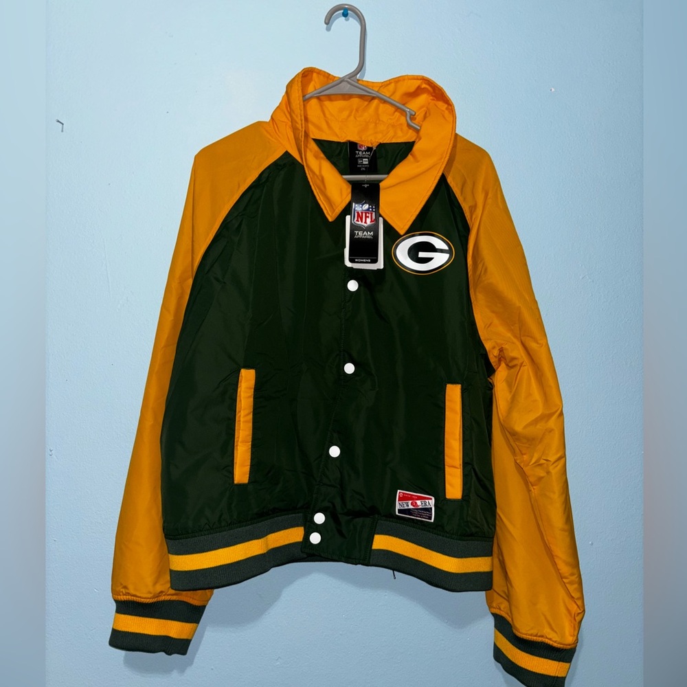 NWT Green Bay Packers Football NFL Bomber Varsity Jacket Winter Snow Coat retro